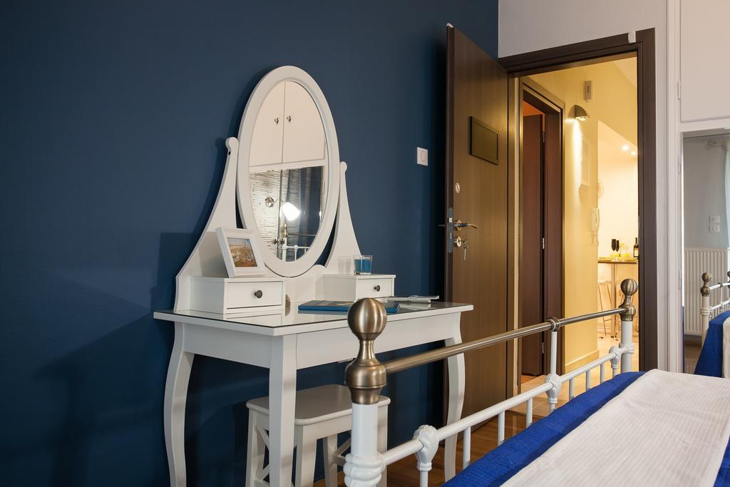 Apartment Elegant And Safe Gold And Blue Walk To Acropolis *